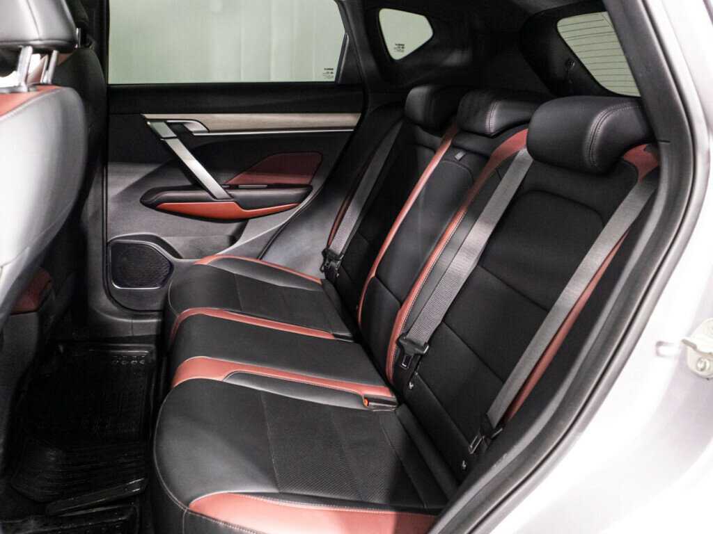 Купить Geely Coolray с пробегом. Фото: #9