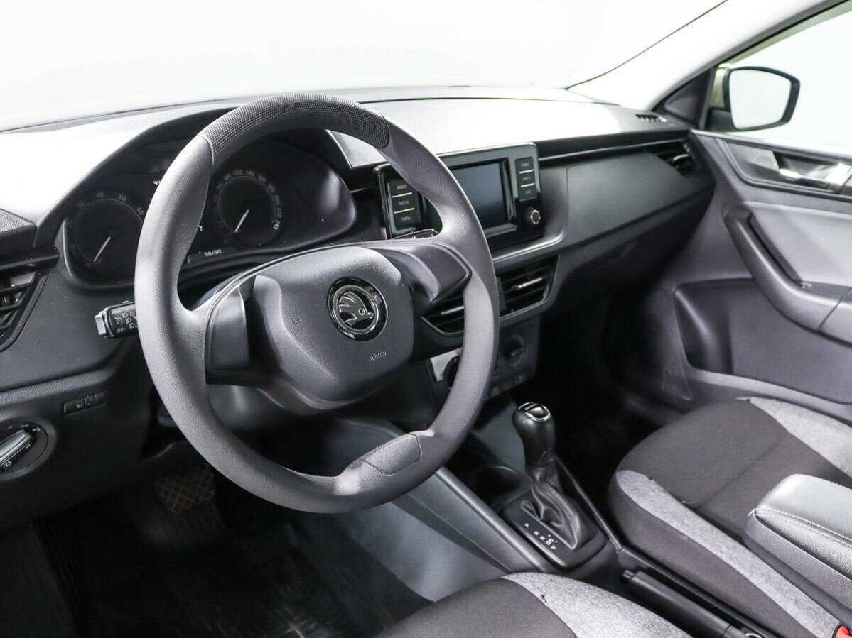 Купить Skoda Rapid с пробегом. Фото: #13