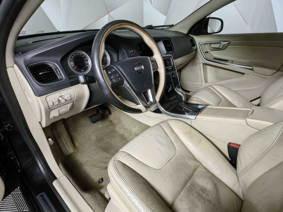 Купить Volvo S60 с пробегом. Фото: #13