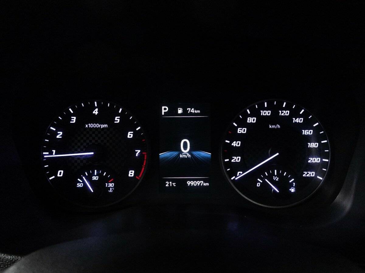 Купить Hyundai Solaris с пробегом. Фото: #11