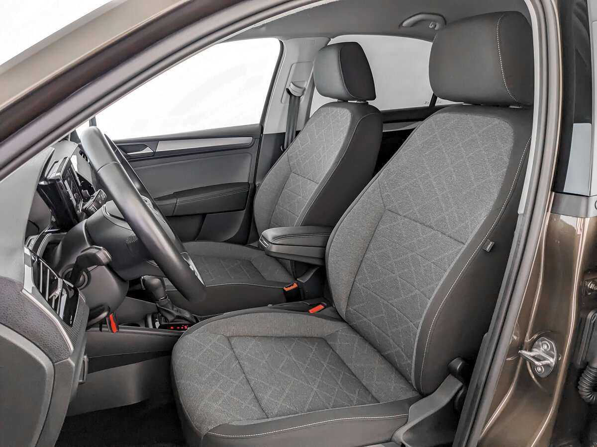 Купить Volkswagen Polo с пробегом. Фото: #15