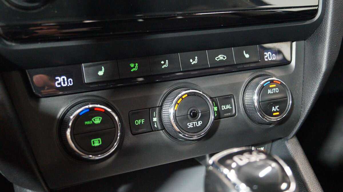 Купить Skoda Octavia с пробегом. Фото: #18