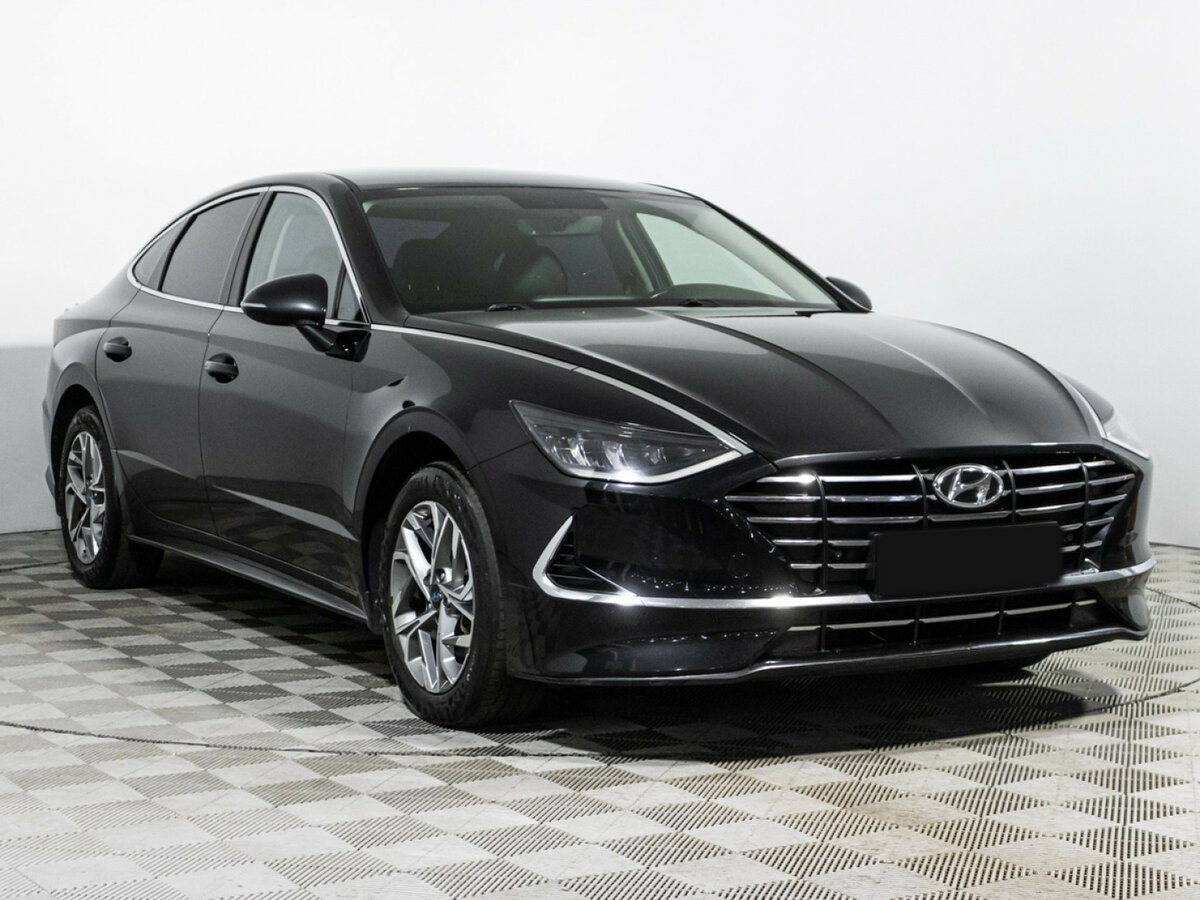 Купить Hyundai Sonata с пробегом. Фото: #2