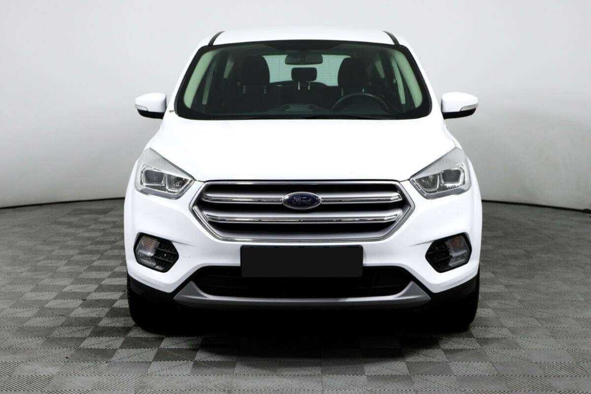 Купить Ford Kuga с пробегом. Фото: #1