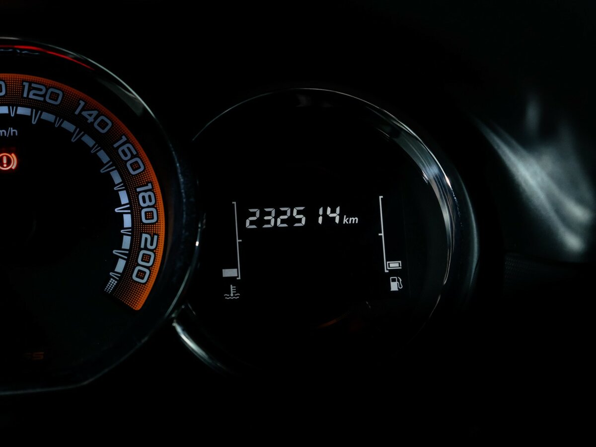 Купить Lada (ВАЗ) Largus с пробегом. Фото: #8