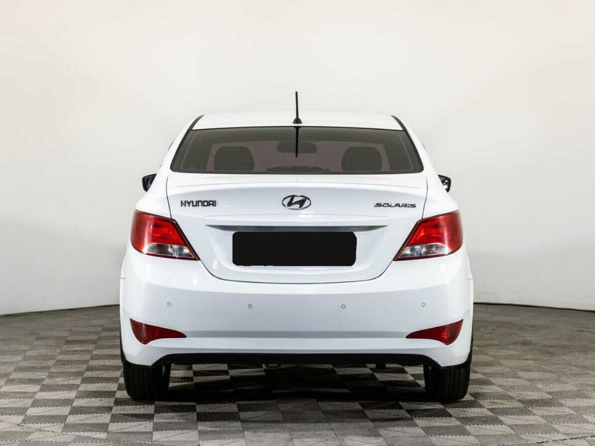 Купить Hyundai Solaris с пробегом. Фото: #5