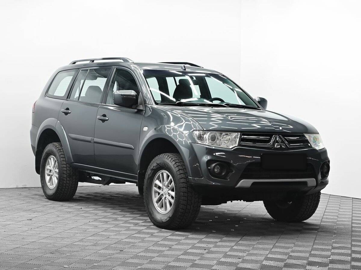 Купить Mitsubishi Pajero Sport с пробегом. Фото: #1