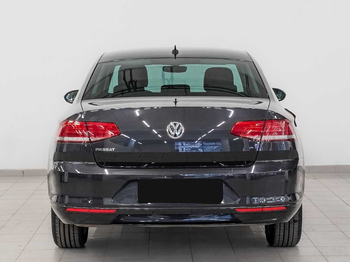 Купить Volkswagen Passat с пробегом. Фото: #5