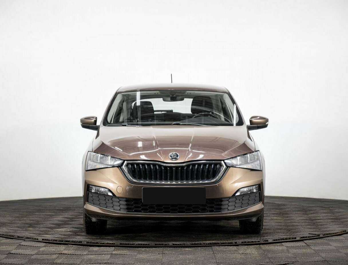 Купить Skoda Rapid с пробегом. Фото: #1