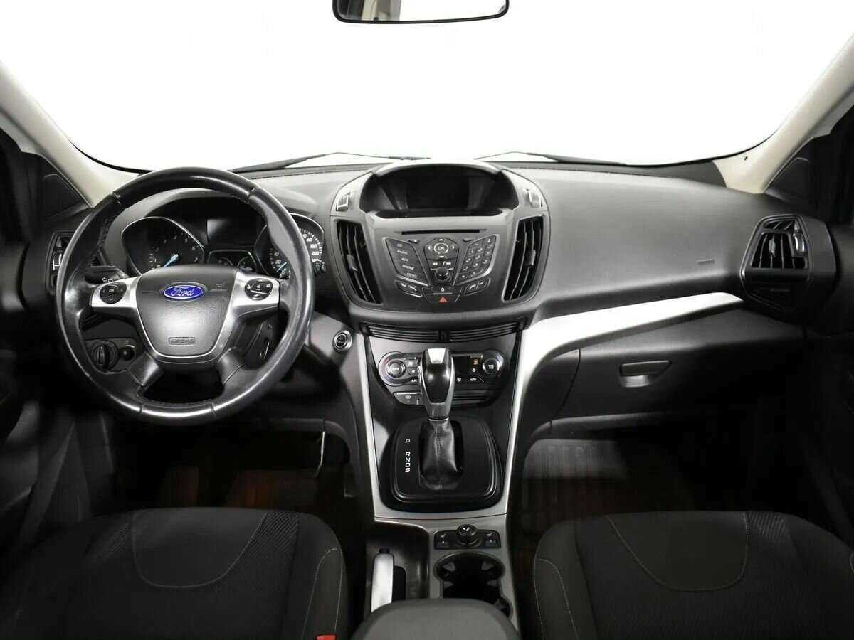 Купить Ford Kuga с пробегом. Фото: #7