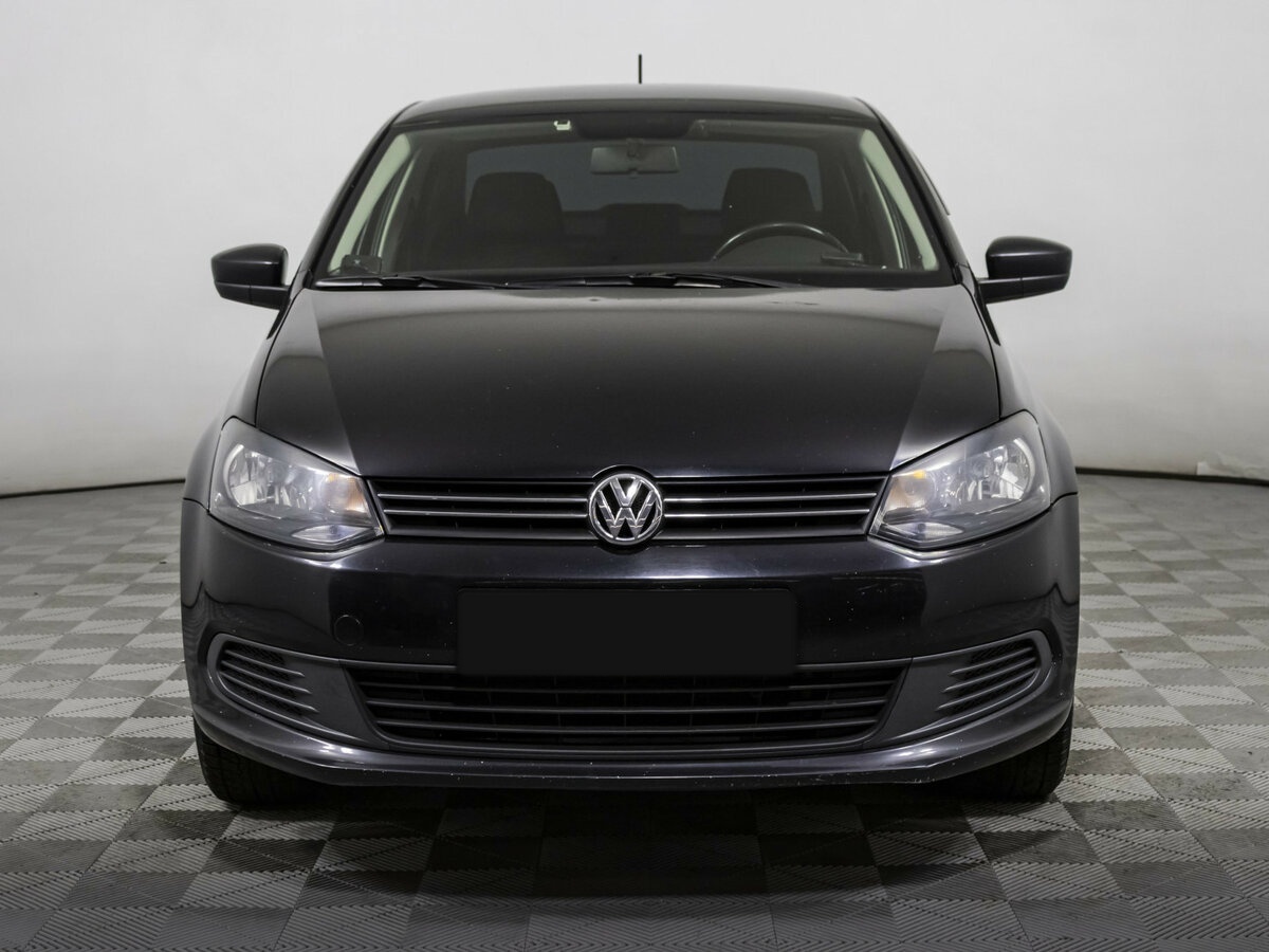 Купить Volkswagen Polo с пробегом. Фото: #1
