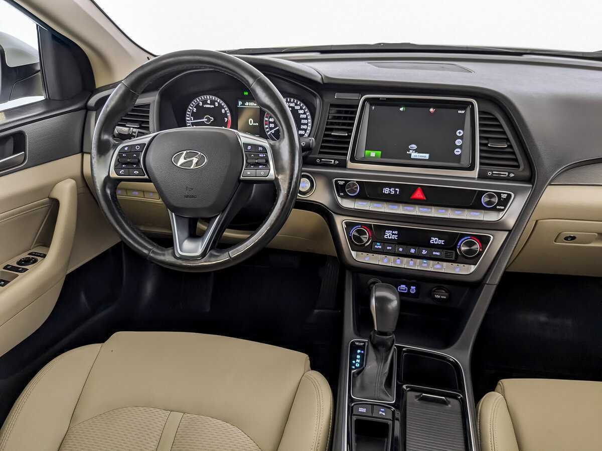 Купить Hyundai Sonata с пробегом. Фото: #29