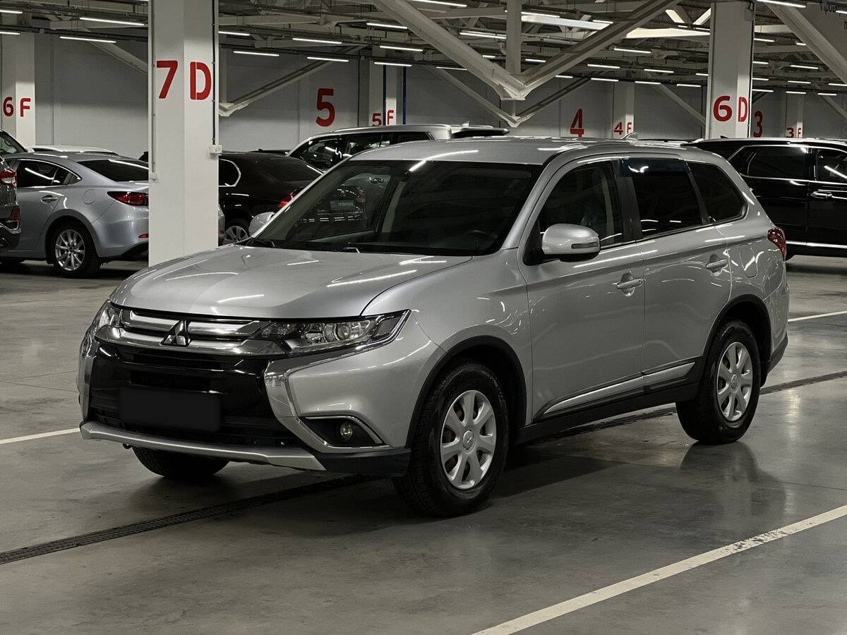 Купить Mitsubishi Outlander с пробегом. Посмотреть фото