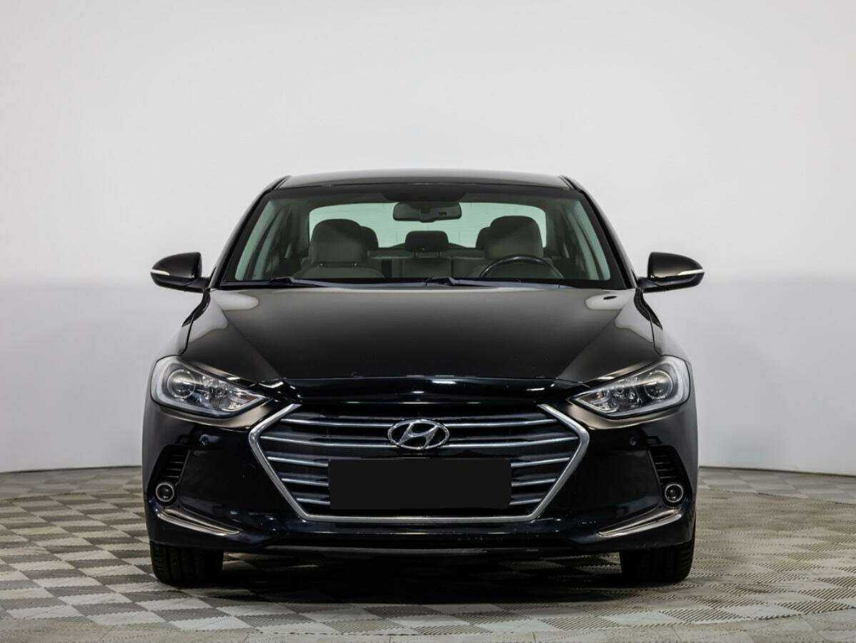 Купить Hyundai Elantra с пробегом. Посмотреть фото