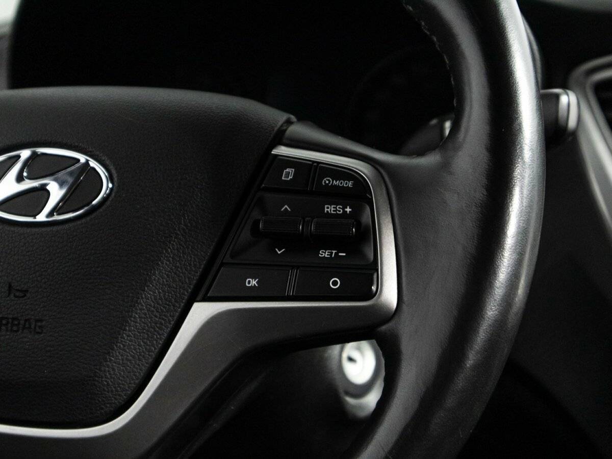 Купить Hyundai Solaris с пробегом. Фото: #17