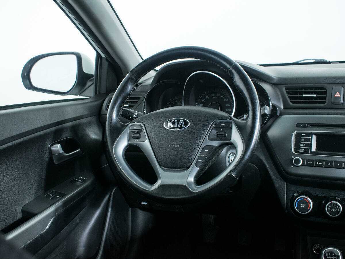 Купить Kia Rio с пробегом. Фото: #13