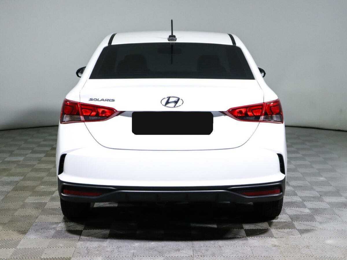 Купить Hyundai Solaris с пробегом. Фото: #4