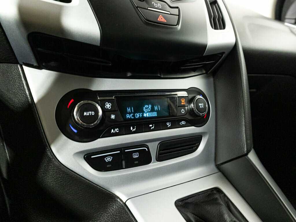 Купить Ford Focus с пробегом. Фото: #14