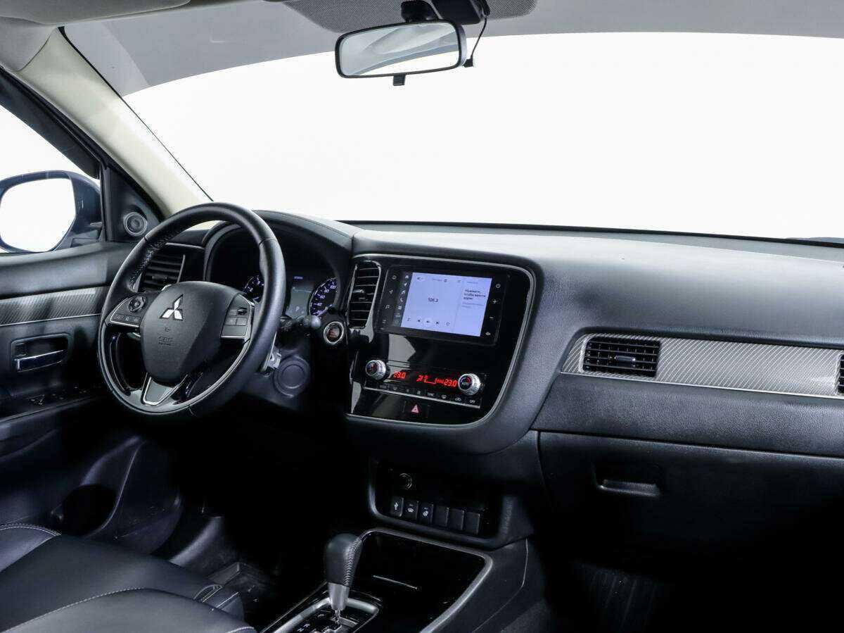 Купить Mitsubishi Outlander с пробегом. Фото: #8
