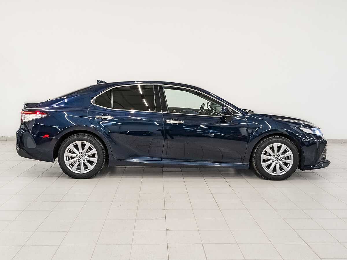 Купить Toyota Camry с пробегом. Фото: #3