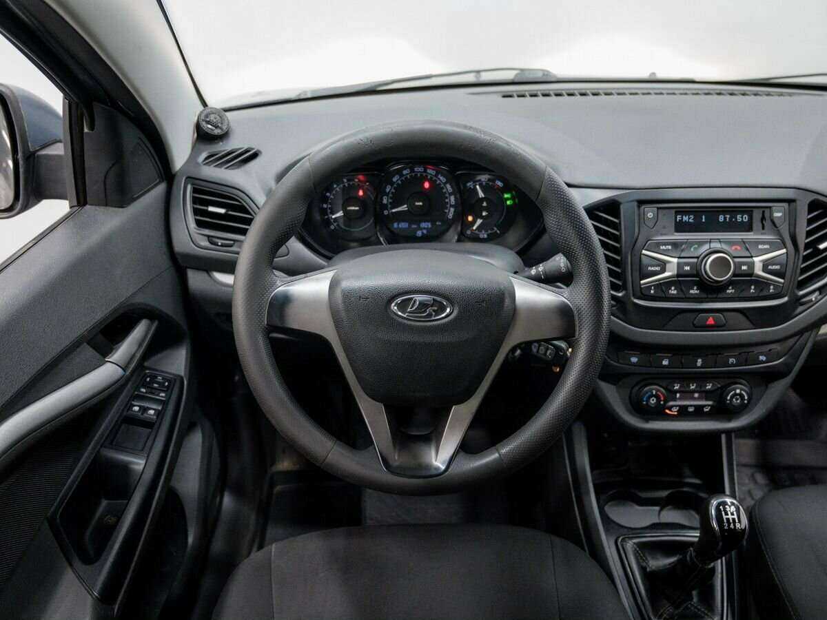 Купить Lada (ВАЗ) Vesta с пробегом. Фото: #10