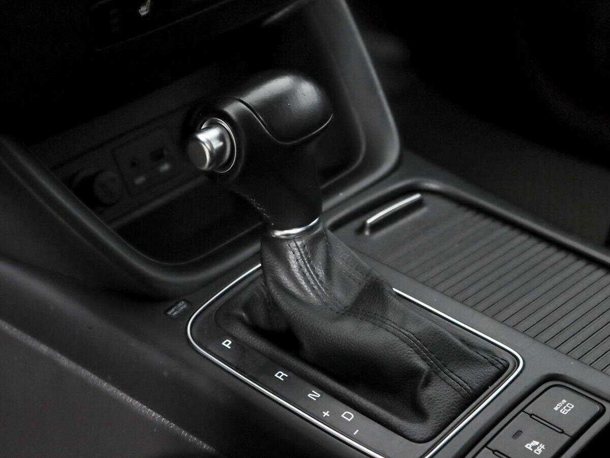 Купить Kia Sorento с пробегом. Фото: #9