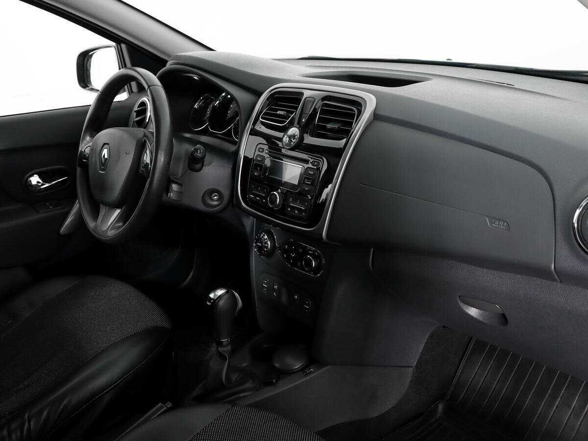 Купить Renault Sandero с пробегом. Фото: #10