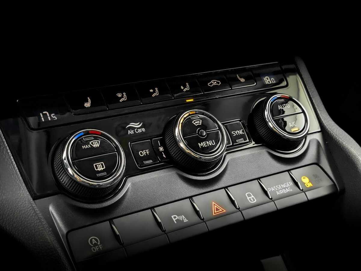 Купить Skoda Karoq с пробегом. Фото: #21