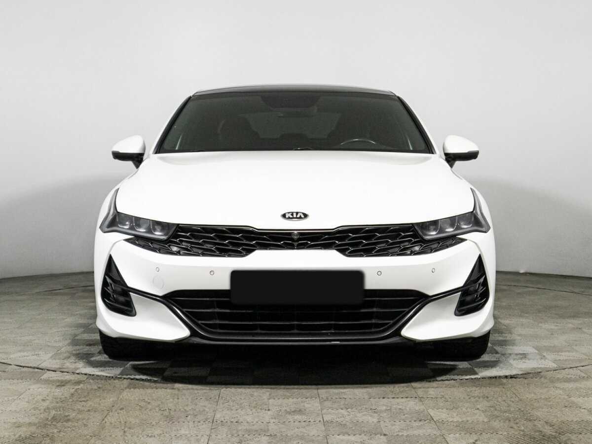 Купить Kia K5 с пробегом. Фото: #1