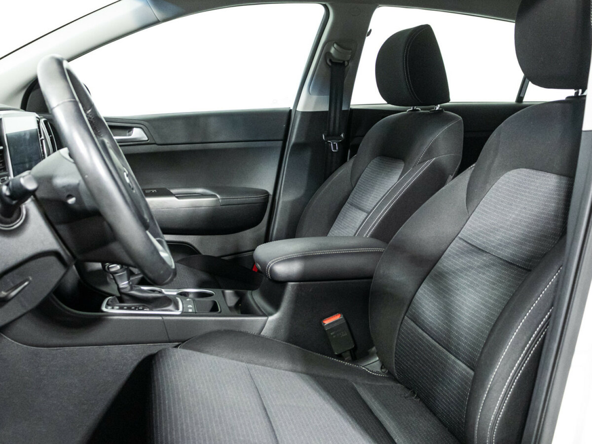 Купить Kia Sportage с пробегом. Фото: #14