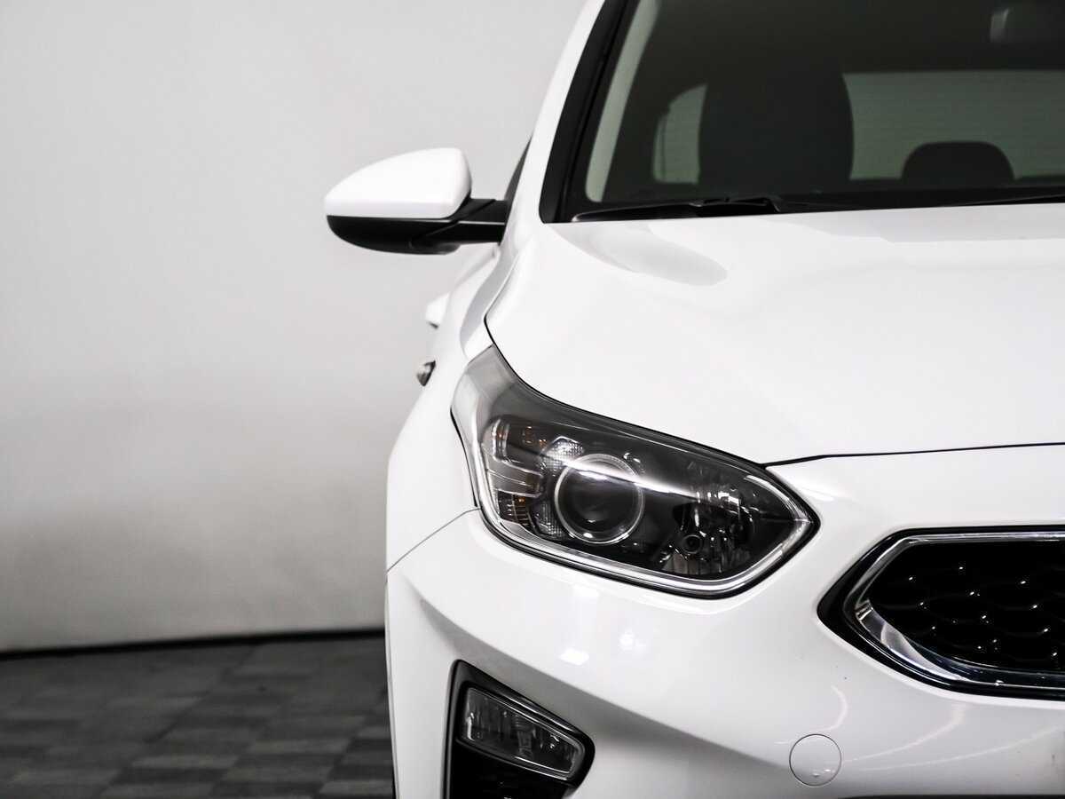 Купить Kia Ceed с пробегом. Фото: #13