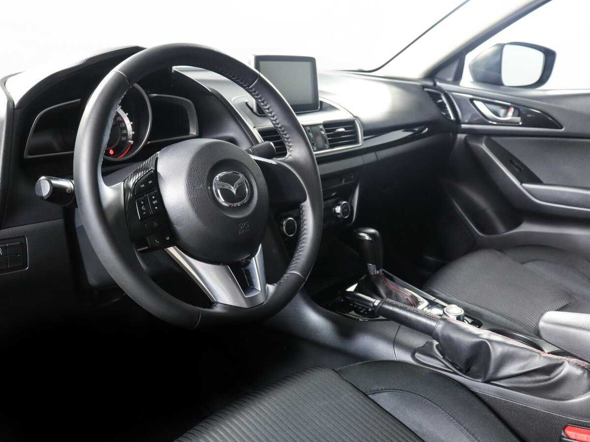 Купить Mazda 3 с пробегом. Фото: #13