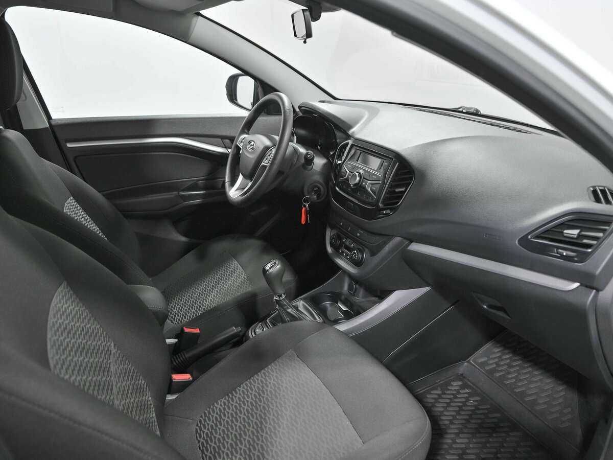 Купить Lada (ВАЗ) Vesta с пробегом. Фото: #6