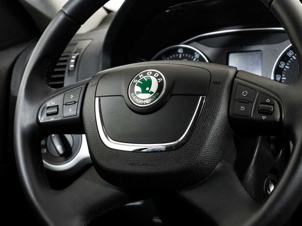 Купить Skoda Octavia с пробегом. Фото: #11