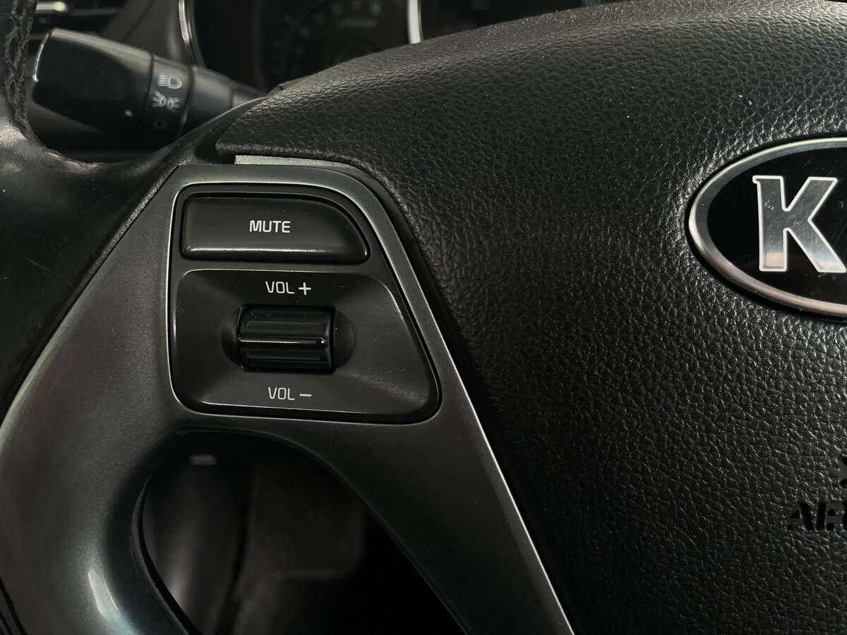 Купить Kia Rio с пробегом. Фото: #10