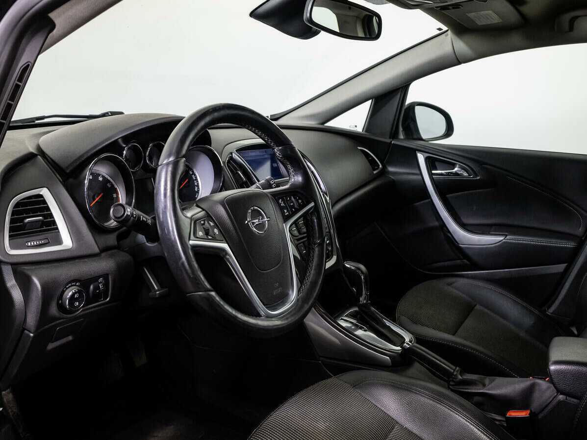 Купить Opel Astra с пробегом. Фото: #8