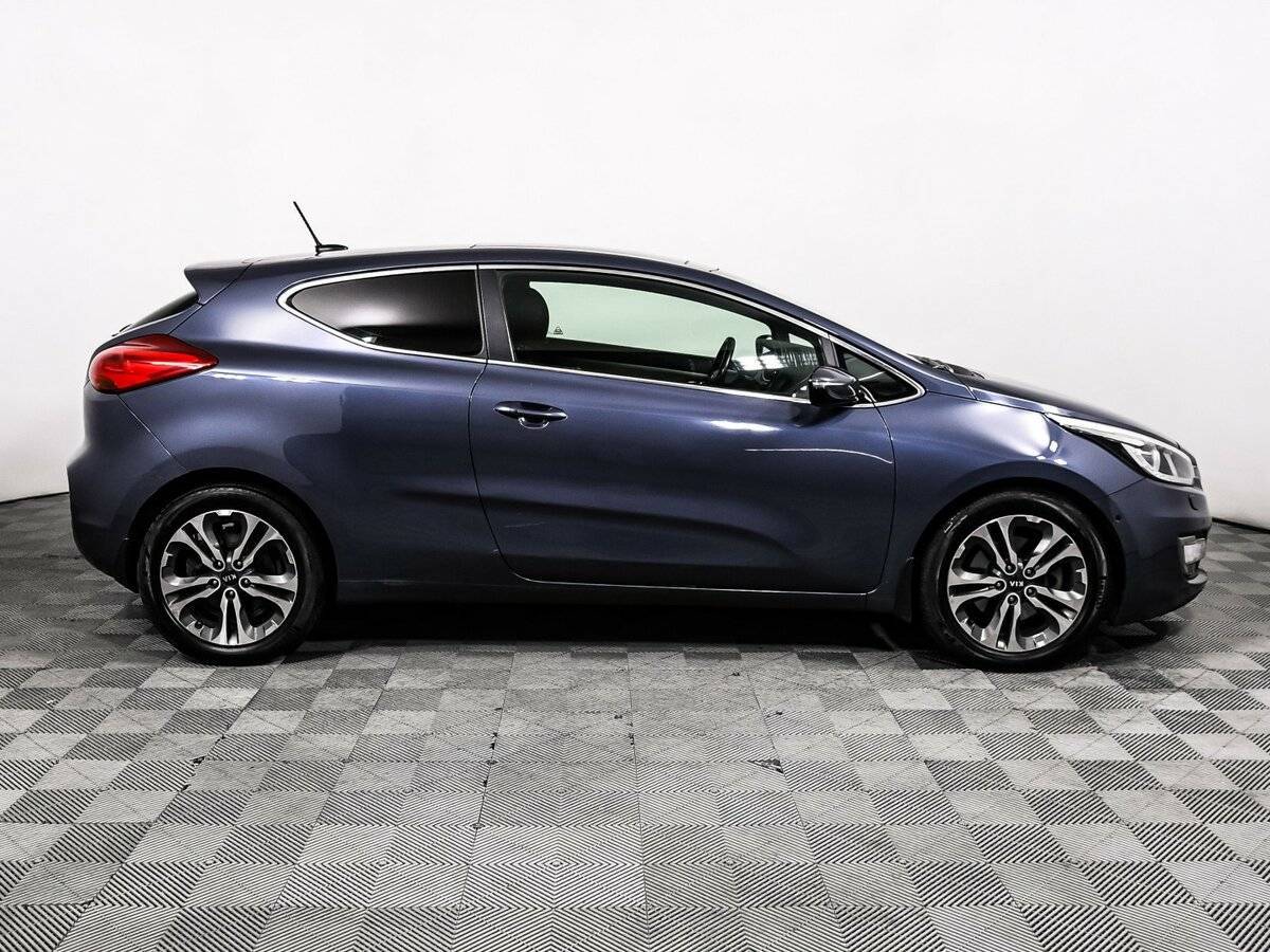 Купить Kia Ceed с пробегом. Фото: #3