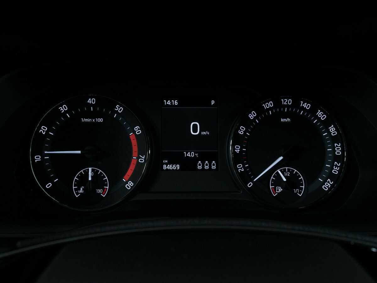 Купить Skoda Octavia с пробегом. Фото: #10