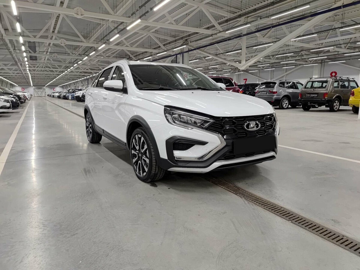 Купить Lada (ВАЗ) Vesta с пробегом. Фото: #2