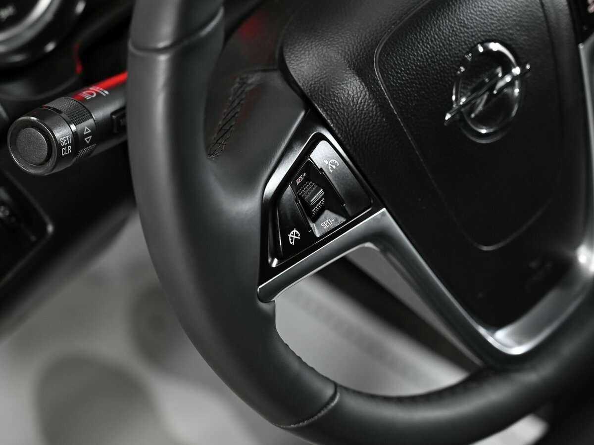 Купить Opel Insignia с пробегом. Фото: #7