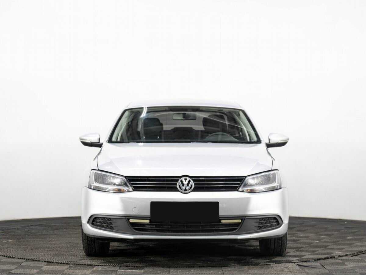 Купить Volkswagen Jetta с пробегом. Фото: #1