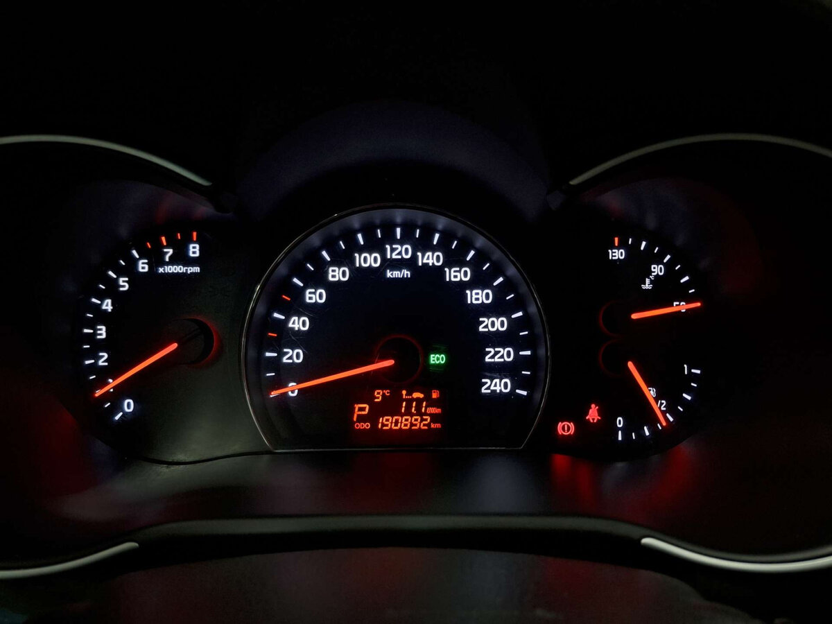 Купить Kia Sorento с пробегом. Фото: #12