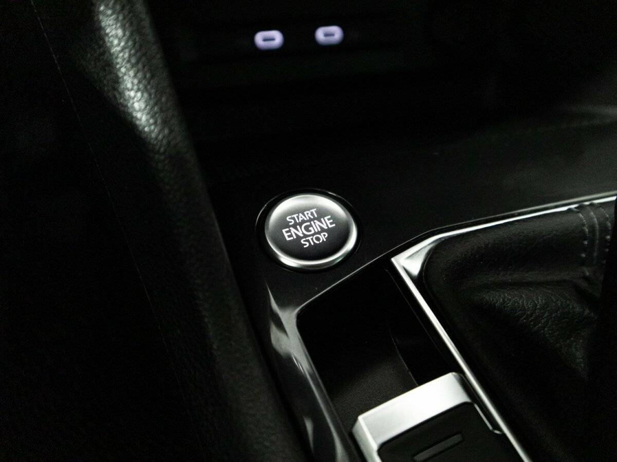 Купить Volkswagen Tiguan с пробегом. Фото: #20