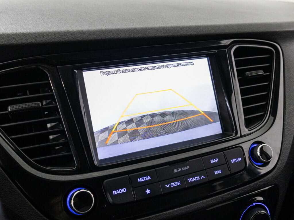 Купить Hyundai Solaris с пробегом. Фото: #15