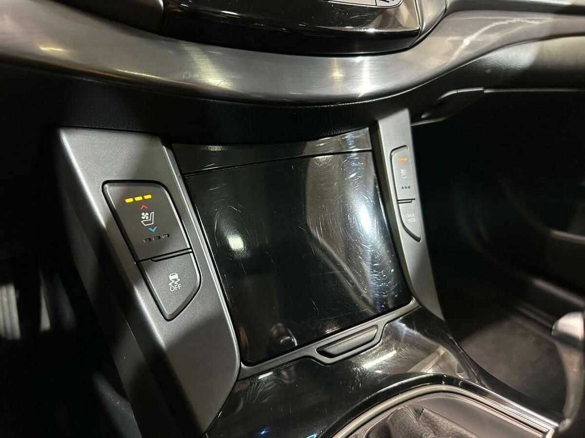 Купить Hyundai i40 с пробегом. Фото: #14