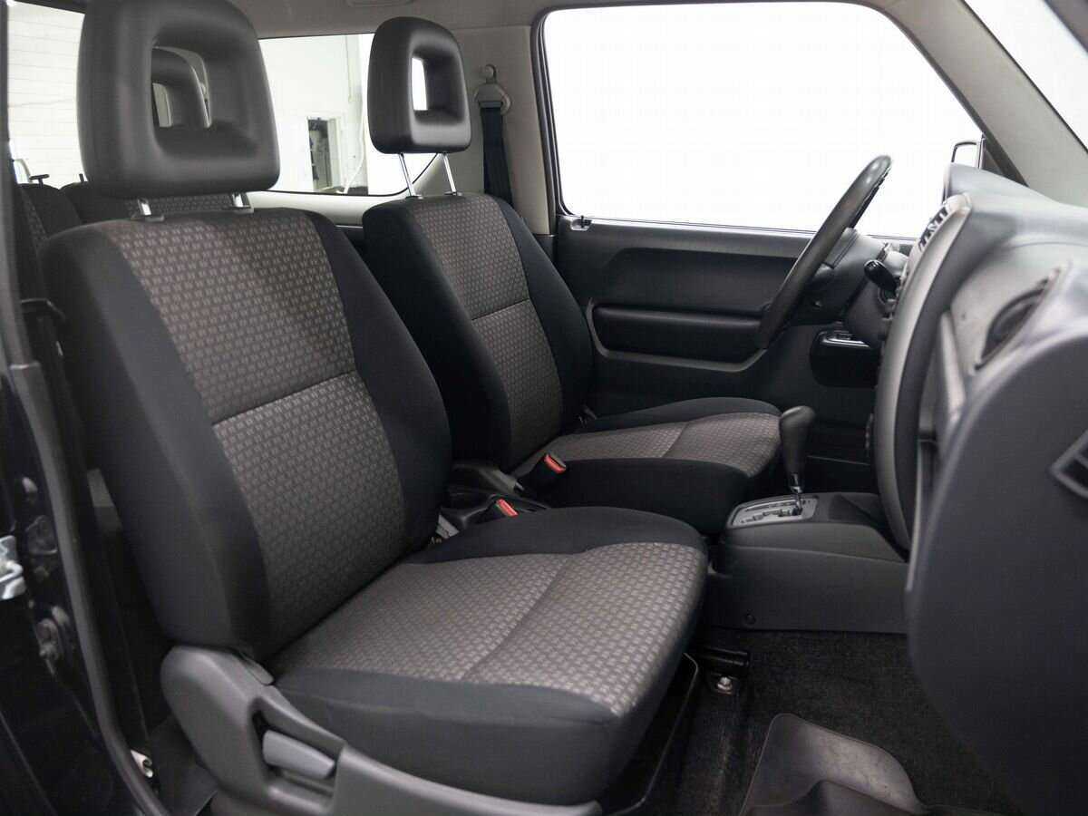 Купить Suzuki Jimny с пробегом. Фото: #10