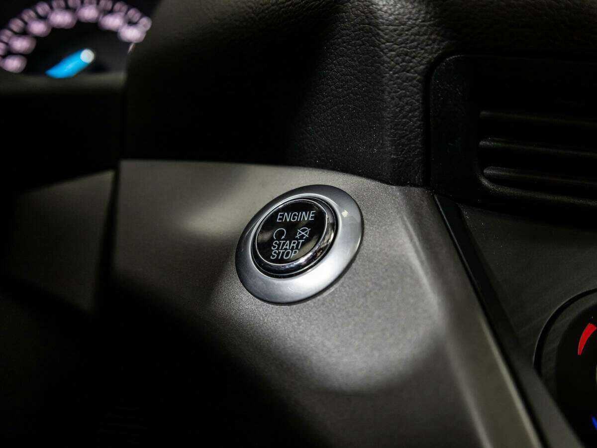 Купить Ford Kuga с пробегом. Фото: #12