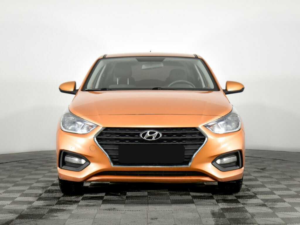 Купить Hyundai Solaris с пробегом. Фото: #1