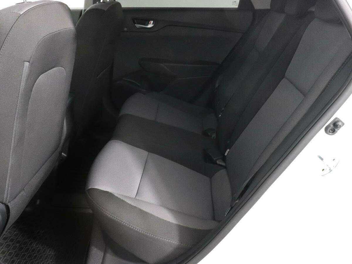 Купить Hyundai Solaris с пробегом. Фото: #7