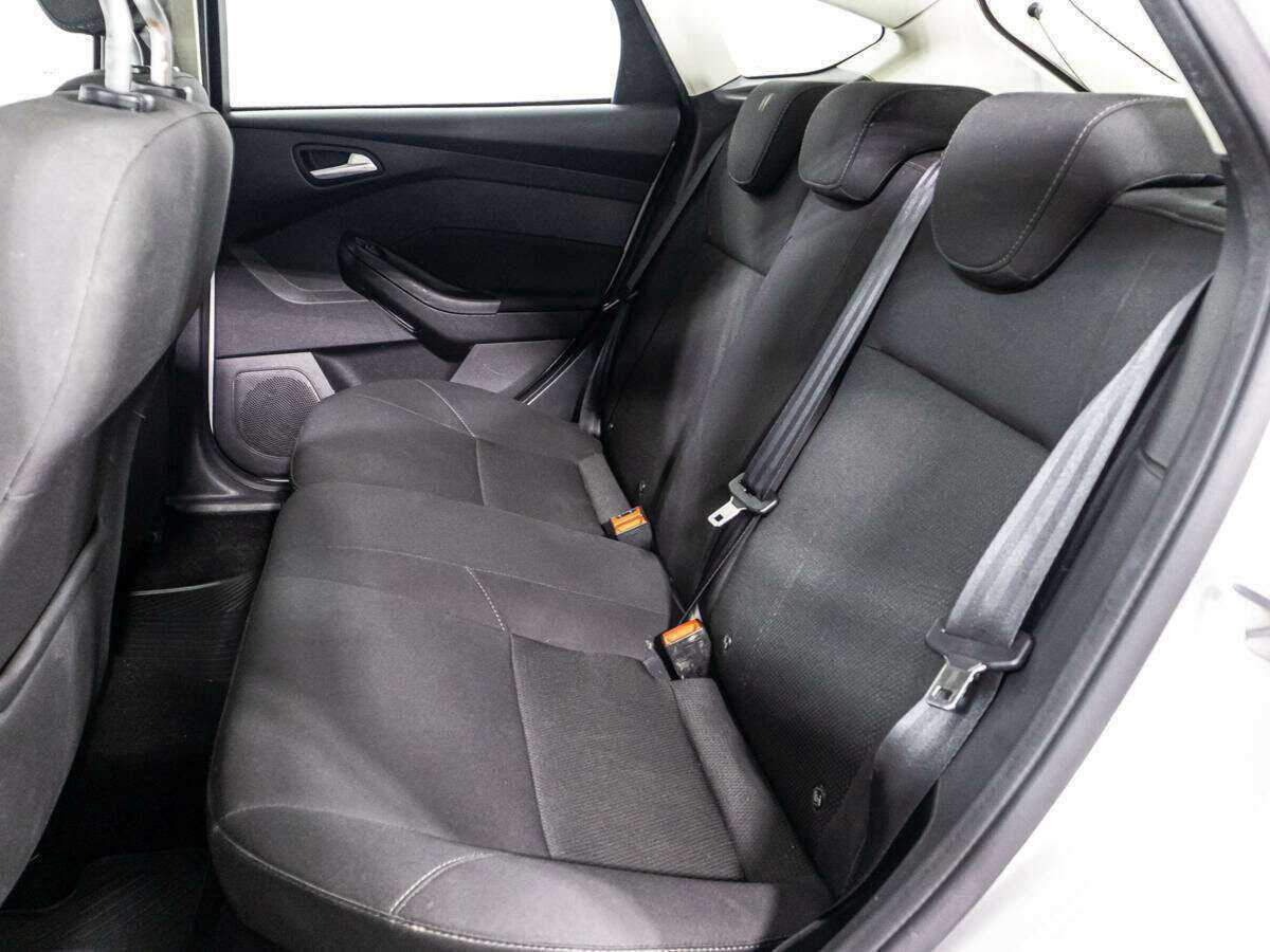 Купить Ford Focus с пробегом. Фото: #9